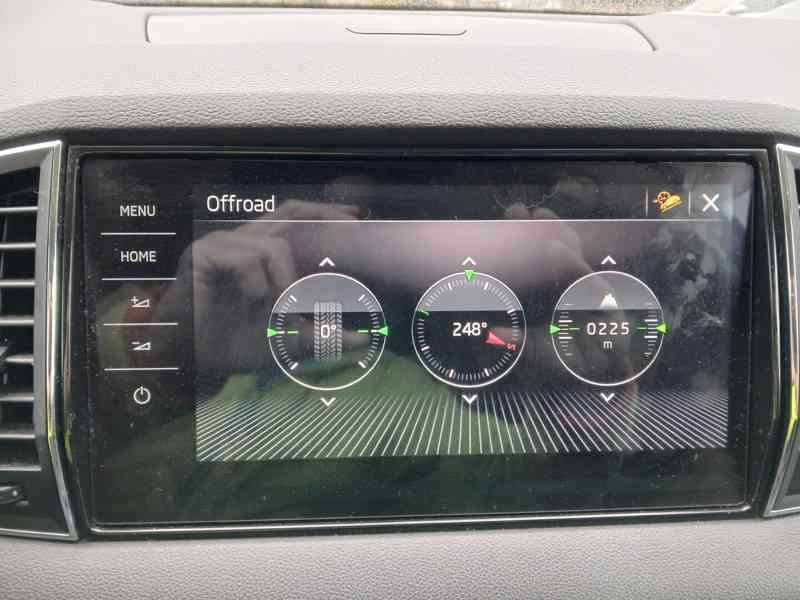  ŠKODA Karoq Style 2,0 TDI 110 kW 4x4 DSG - foto 29