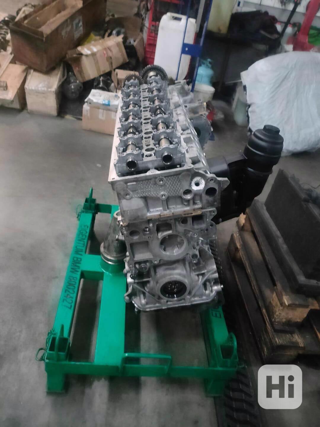 Motor BMW N57d30 - foto 1
