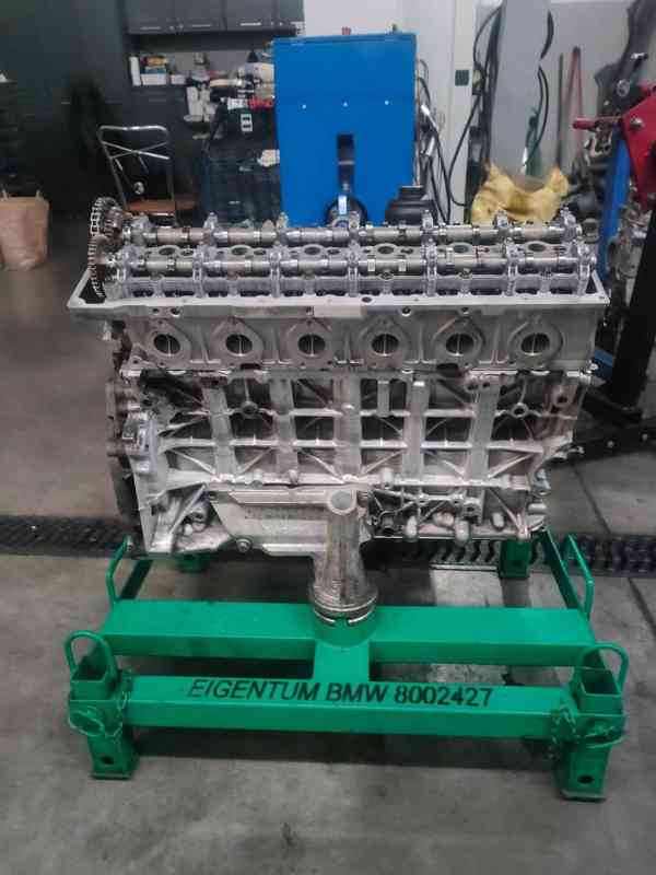 Motor BMW N57d30 - foto 2