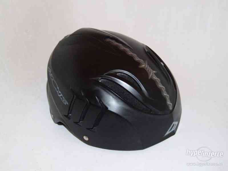 Freestyle přilba XL helma na skateboard vel. 60-62cm Azonic. - foto 1