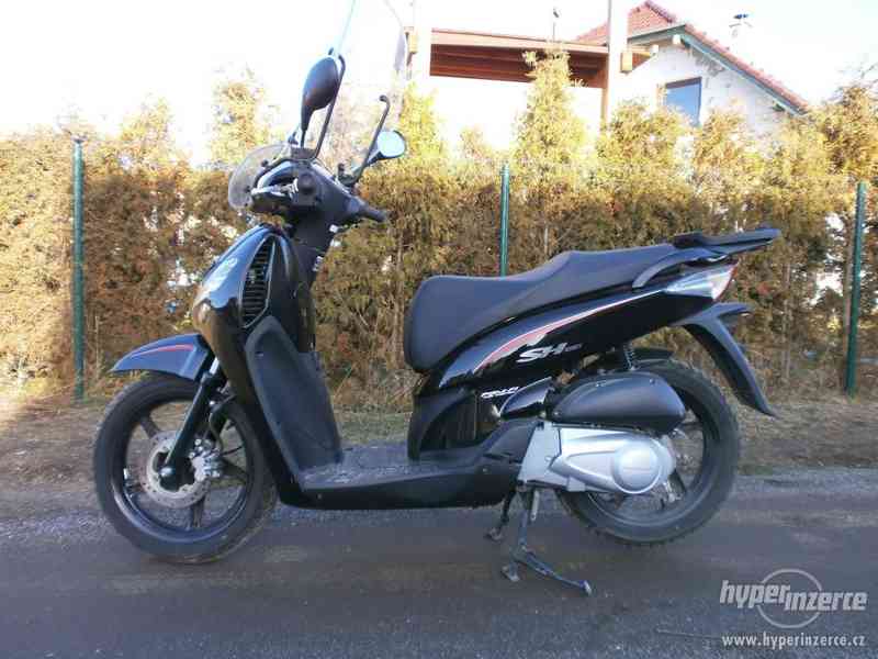 Honda SH 125i (r.v. 2008) - foto 1
