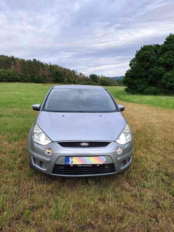 Ford S-MAX TDCi 103 kW, manuál, orig. bez - foto 2