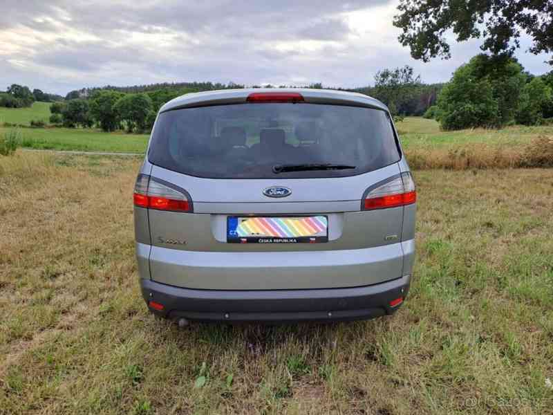 Ford S-MAX TDCi 103 kW, manuál, orig. bez - foto 6