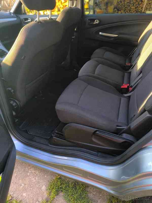 Ford S-MAX TDCi 103 kW, manuál, orig. bez - foto 14