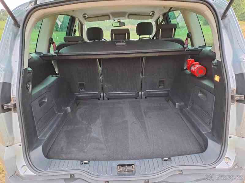 Ford S-MAX TDCi 103 kW, manuál, orig. bez - foto 17