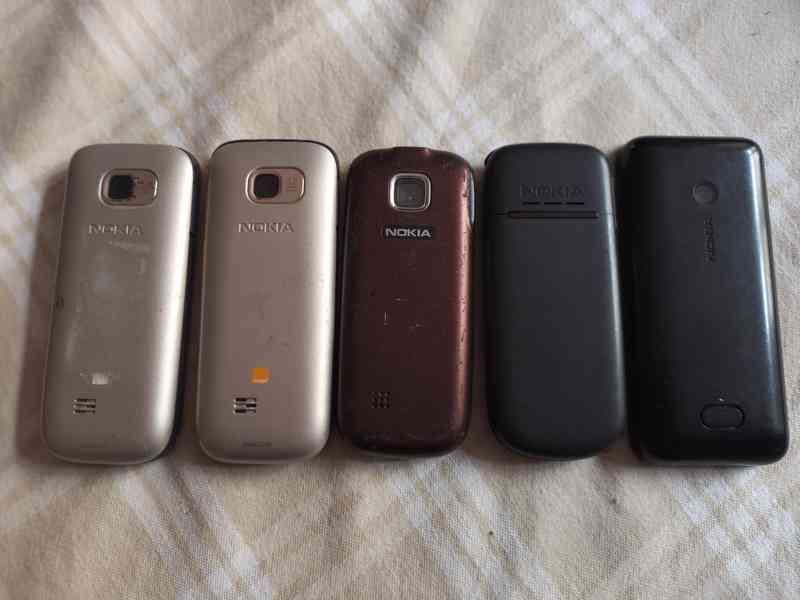 Mobilní tlačítkové telefony NOKIA č.1 - foto 4