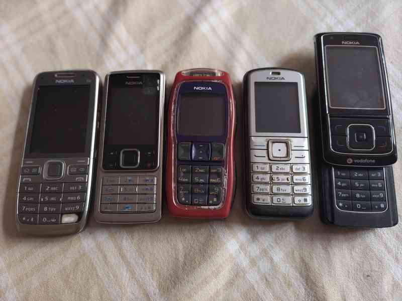Mobilní tlačítkové telefony NOKIA č.1 - foto 5