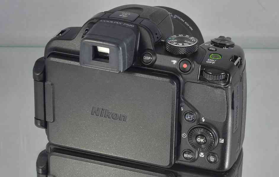 Nikon CoolPix P520 18,1 MPix*42x ZOOM*Full HDV*GPS - foto 9