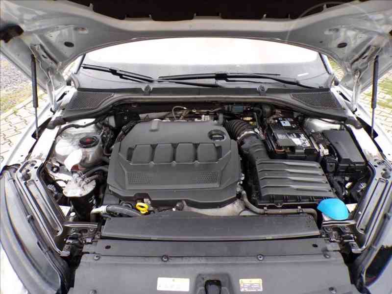 Škoda Octavia 2,0 TDI STYLE,ODPOČET DPH! - foto 14