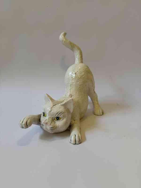 Kočka socha - litina - foto 1