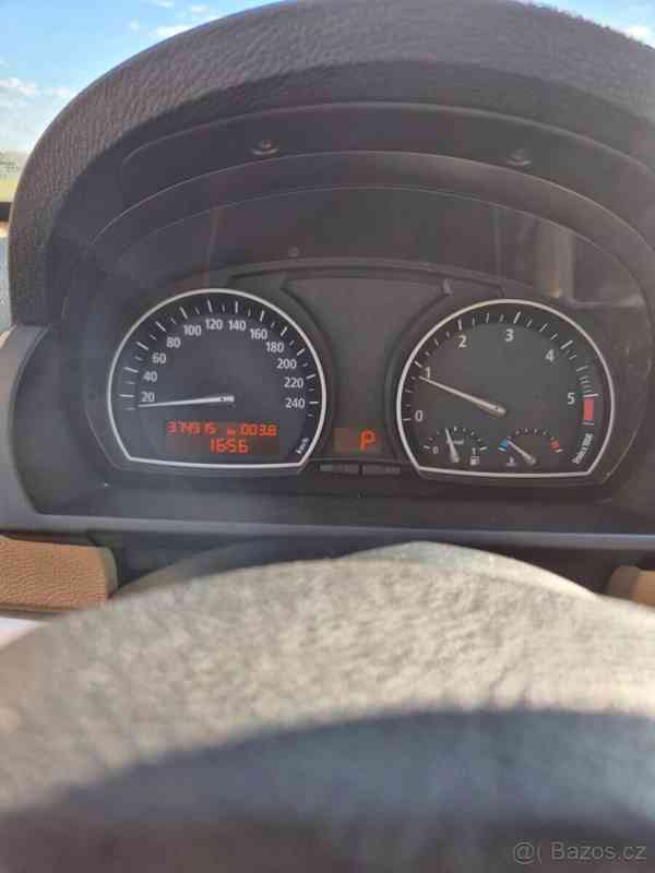 BMW X3 2,0   D, 4x4 automat - výborný stav - foto 13