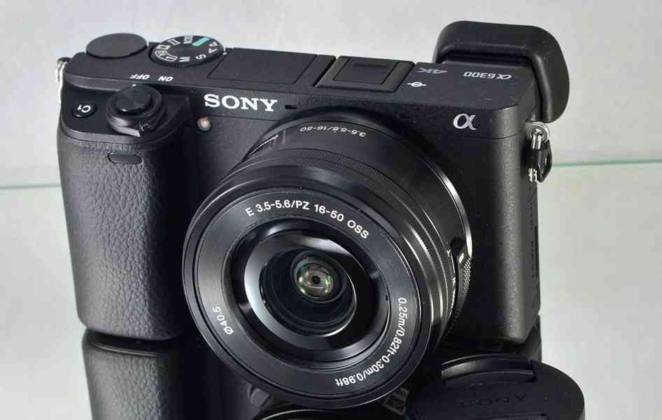 Sony A 6300+16-50mm *4K video*WIFI/NFC* 15000 Exp. - foto 3