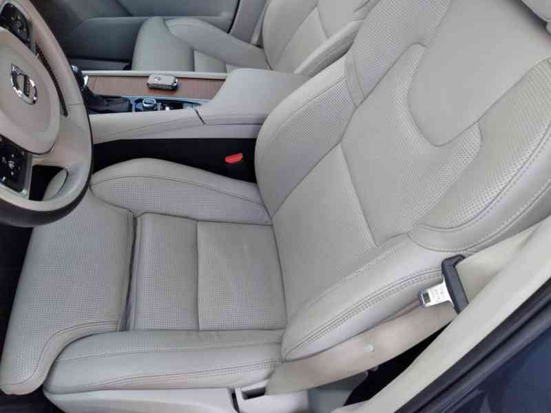 VOLVO XC90 D5 AWD INSCRIPTION 2.0 D - foto 11