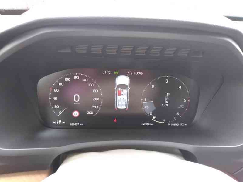 VOLVO XC90 D5 AWD INSCRIPTION 2.0 D - foto 22