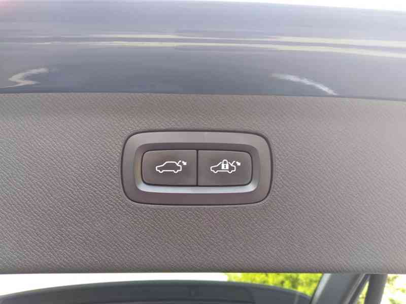 VOLVO XC90 D5 AWD INSCRIPTION 2.0 D - foto 51