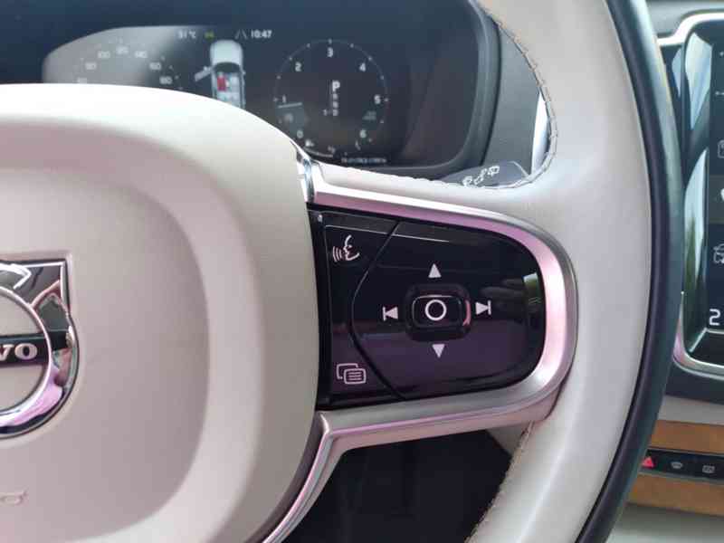 VOLVO XC90 D5 AWD INSCRIPTION 2.0 D - foto 24