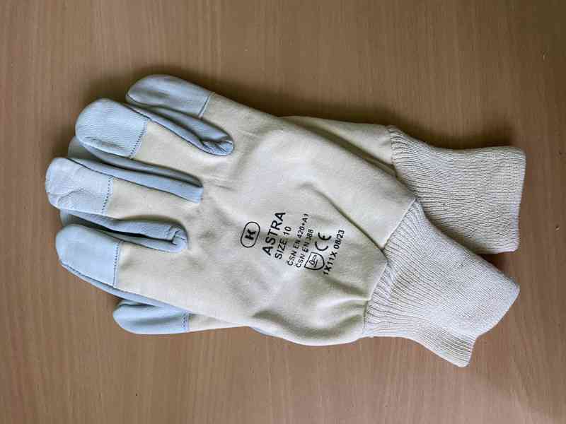 Pracovní rukavice - foto 1