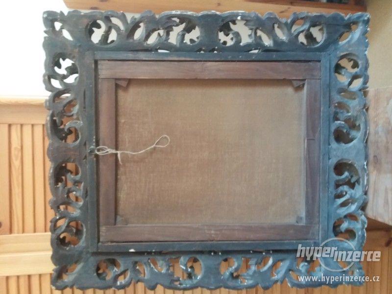 Dva dřevěné rámy zlacené - foto 2