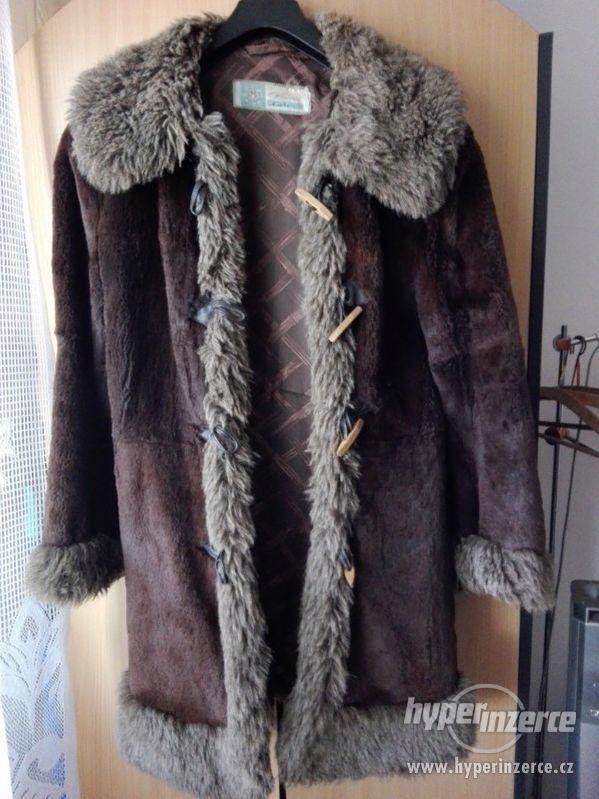 Prodám dámský kabát, plášt - foto 8