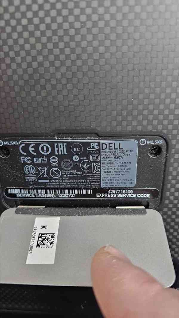 Dell xps 15.6 lcd 4k touch16gb, 500gb ssd, nova baterie - foto 3