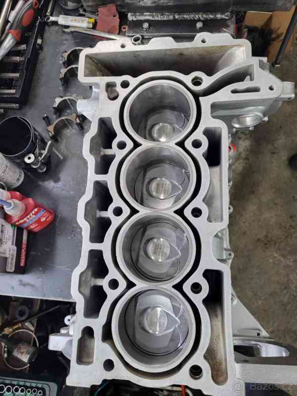 Motor 1.6 THP - foto 4