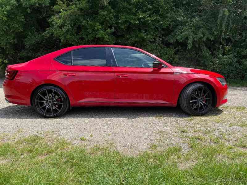 Škoda Superb 2,0   tsi 206kw 2018 - foto 10