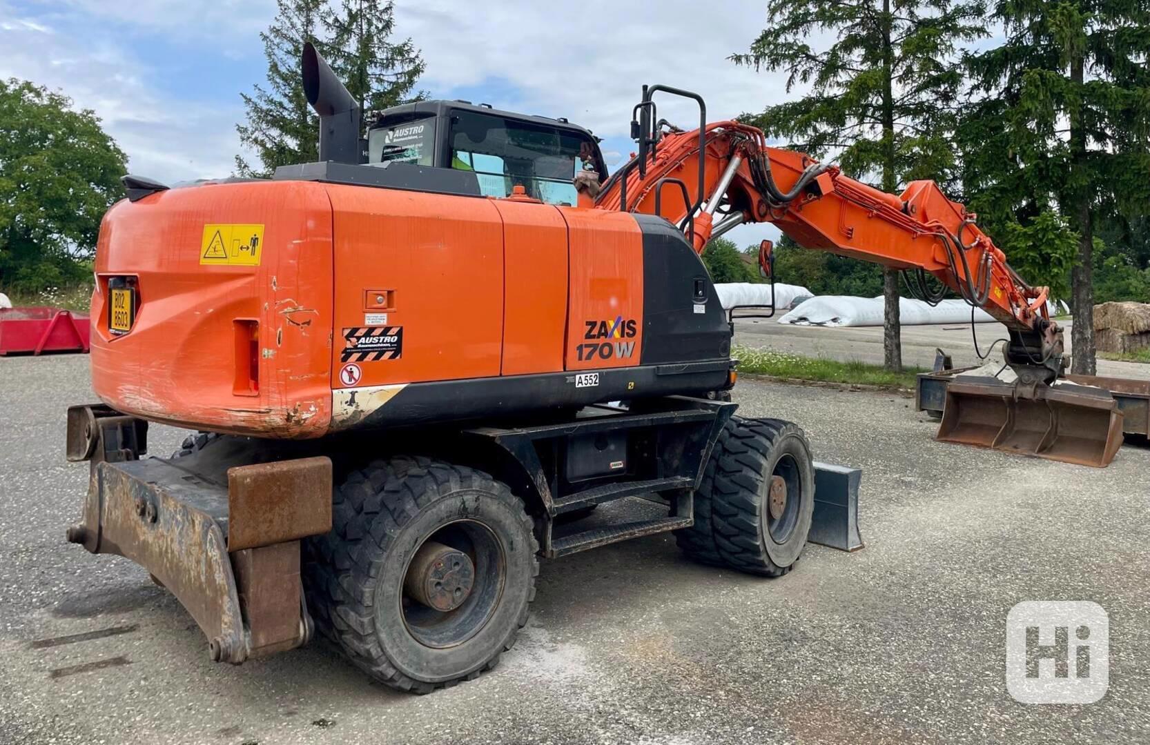 Hitachi ZX170W - foto 1