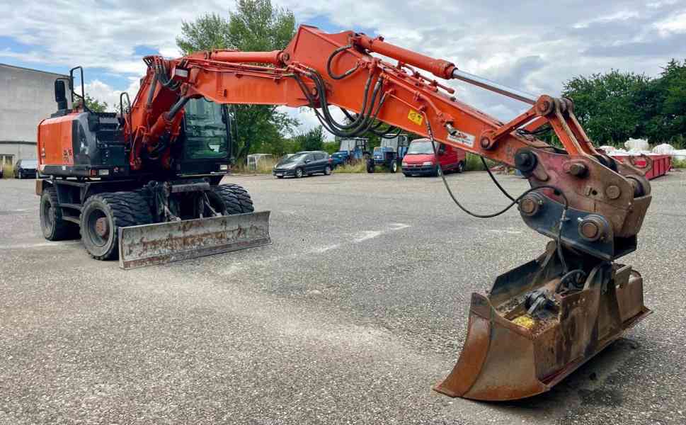 Hitachi ZX170W - foto 2