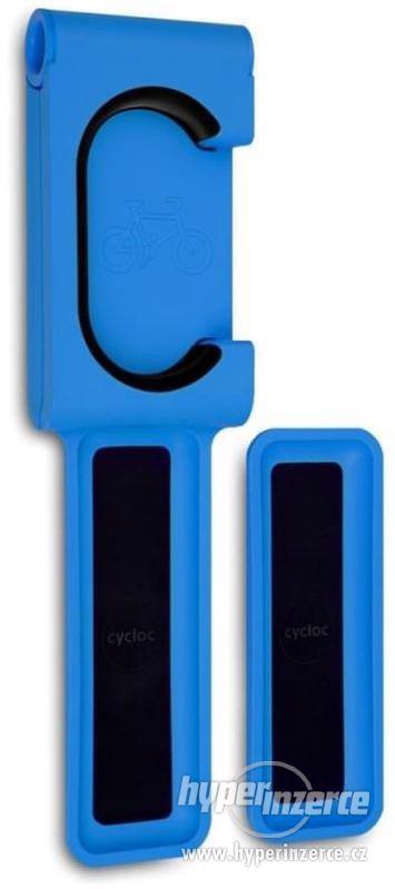 Designovy držák na závěšení kola v modré barvě - foto 1