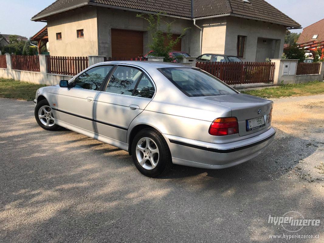 BMW 520i - foto 1