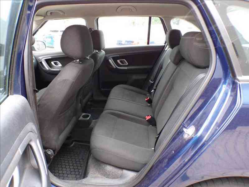 Škoda Fabia 1,9 TDI ELEGANCE,TAŽNÉ ZAŘ. - foto 8