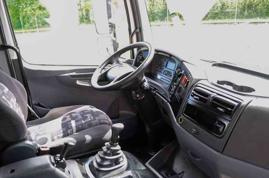 MERCEDES ATEGO 1224 HÁKOVÝ NOSIČ KONTEJNERŮ HYDRAULICKÁ RUKA - foto 44