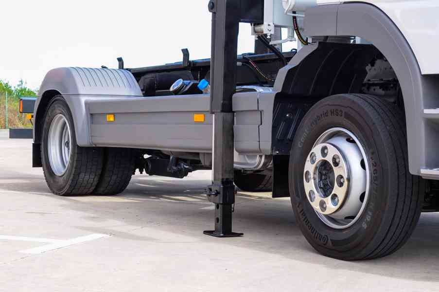 MERCEDES ATEGO 1224 HÁKOVÝ NOSIČ KONTEJNERŮ HYDRAULICKÁ RUKA - foto 88