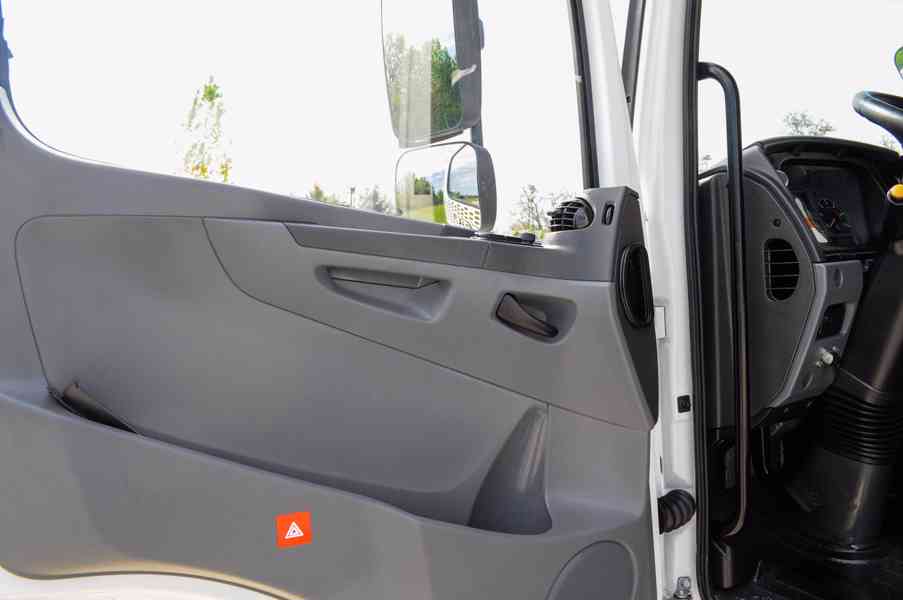 MERCEDES ATEGO 1224 HÁKOVÝ NOSIČ KONTEJNERŮ HYDRAULICKÁ RUKA - foto 46