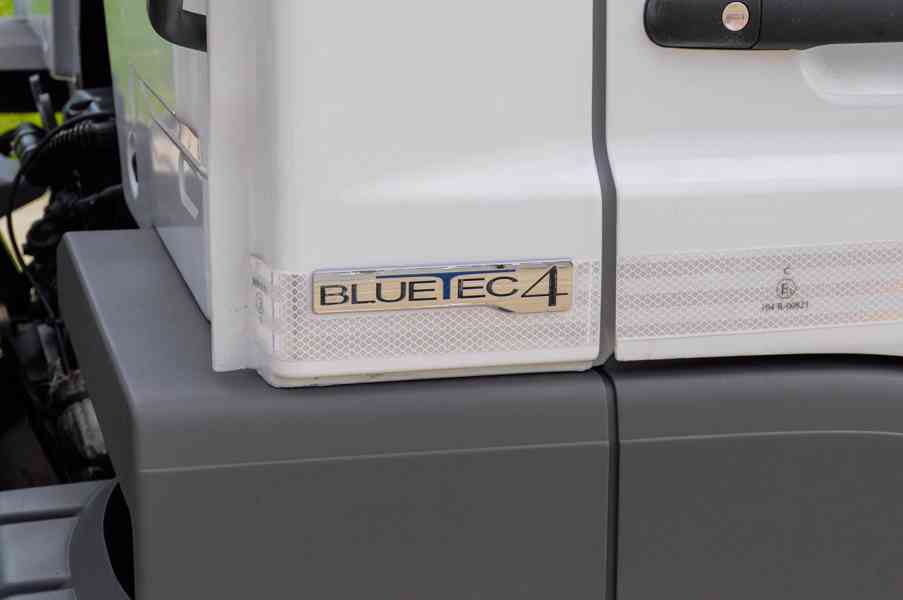 MERCEDES ATEGO 1224 HÁKOVÝ NOSIČ KONTEJNERŮ HYDRAULICKÁ RUKA - foto 9