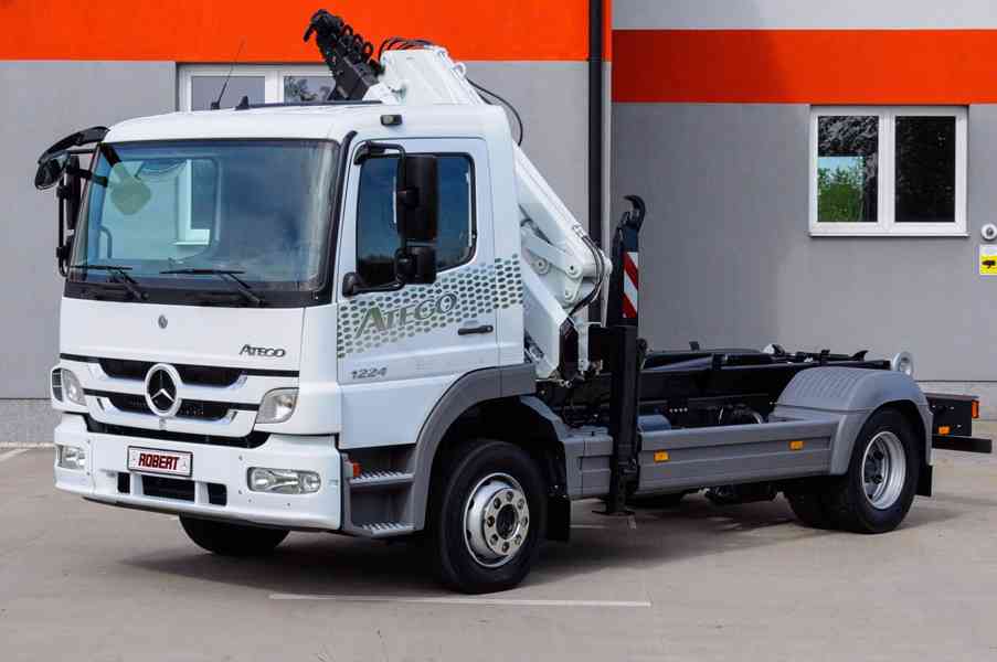 MERCEDES ATEGO 1224 HÁKOVÝ NOSIČ KONTEJNERŮ HYDRAULICKÁ RUKA - foto 3