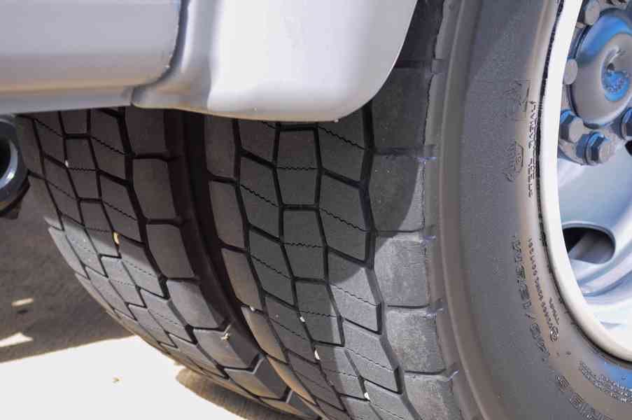 MERCEDES ATEGO 1224 HÁKOVÝ NOSIČ KONTEJNERŮ HYDRAULICKÁ RUKA - foto 60