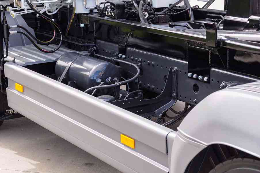 MERCEDES ATEGO 1224 HÁKOVÝ NOSIČ KONTEJNERŮ HYDRAULICKÁ RUKA - foto 27