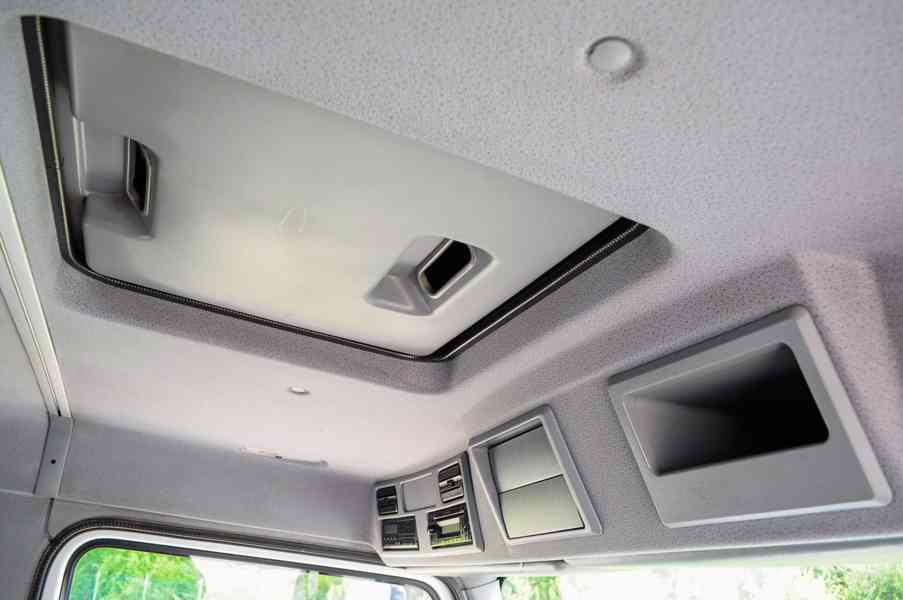 MERCEDES ATEGO 1224 HÁKOVÝ NOSIČ KONTEJNERŮ HYDRAULICKÁ RUKA - foto 45