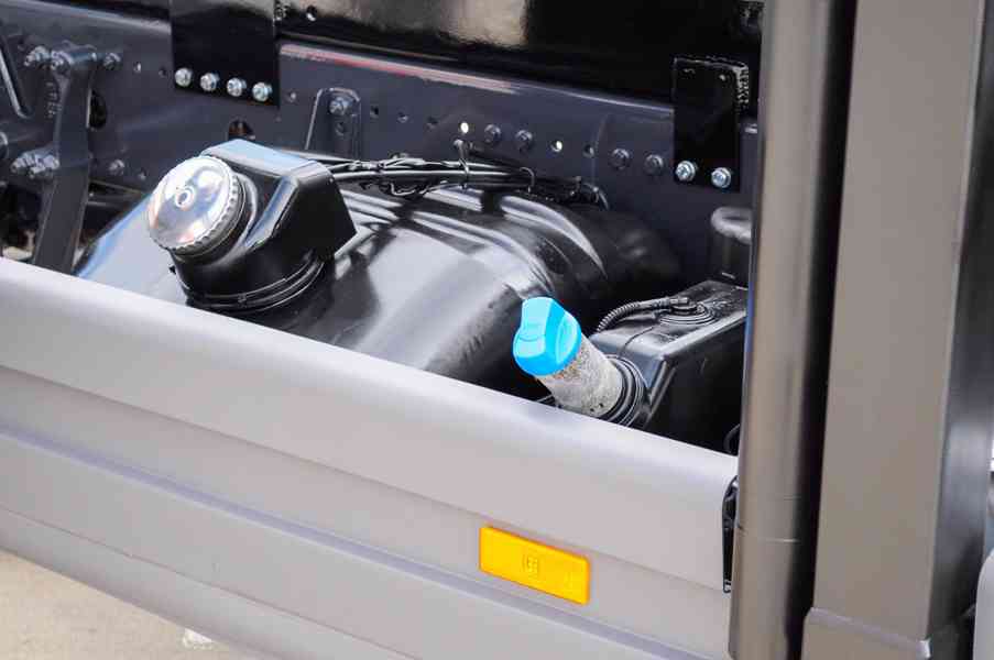 MERCEDES ATEGO 1224 HÁKOVÝ NOSIČ KONTEJNERŮ HYDRAULICKÁ RUKA - foto 13