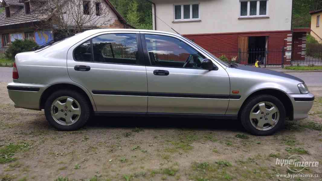 Honda Civic 1.5 V-TEC-e - foto 7