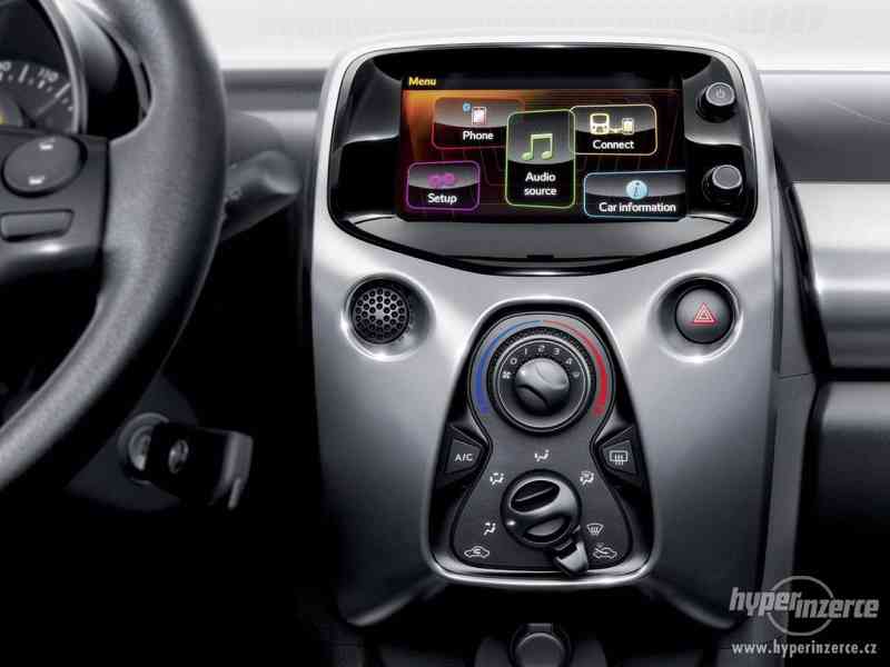 Prodám Toyota AYGO 1,0 VVT automat x-shift, 5dv. - foto 2