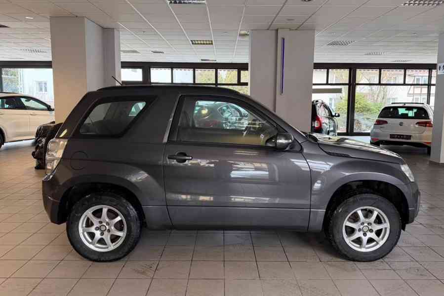 Suzuki Grand Vitara 1.6i 4X4 benzín 78kw - foto 15