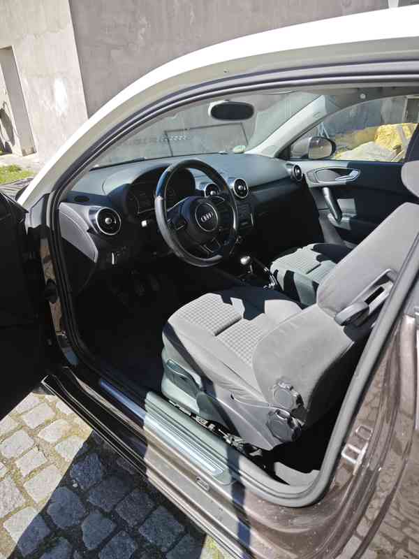 Prodám AUDI A1 hatchback 1.4 TFSI Ambition - foto 3