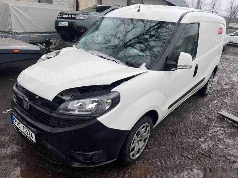 Fiat doblo Long 1,6 JTD 77kw ROK 2023 jen 8000km