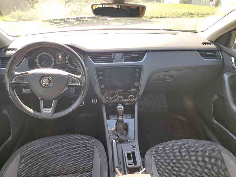 Škoda Octavia kombi 2.0 TSI 4x4 - foto 7
