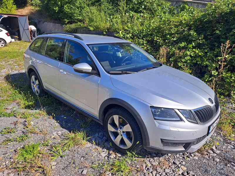 Škoda Octavia kombi 2.0 TSI 4x4 - foto 2