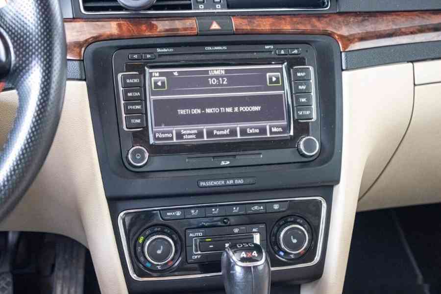Škoda Superb Combi 3.6 FSI V6 4x4 Elegance DSG - foto 16