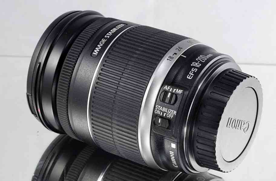 Canon EF-S 18-200mm f/4-5,6 IS **APS-C 11x Zoom - foto 9