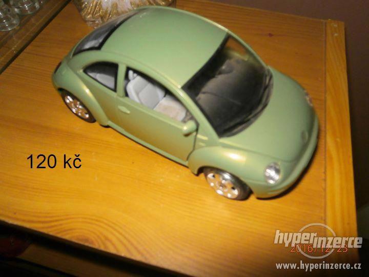 Modely aut - foto 2